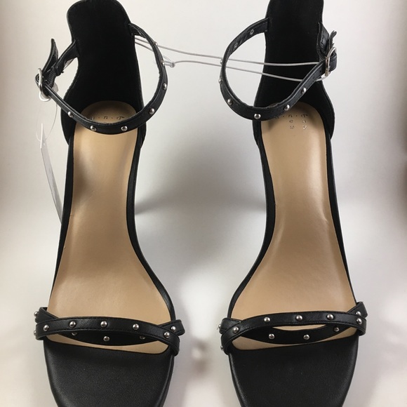 NWT Women/'s A New Day Enya Studded Barely There Pump Heels White Size 10